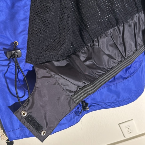 FILA brand ski SET. NWOT. Includes Jacket (10) and pants (8). Never worn! - Picture 4 of 16